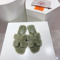 Hermes Slippers